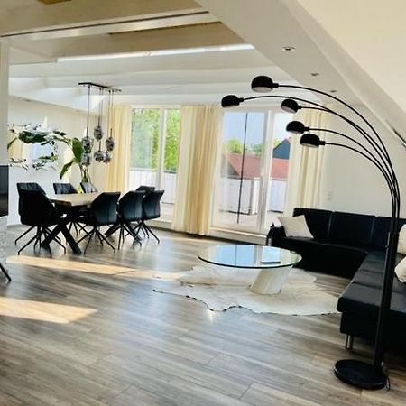 ווילהלמסהאבן Apartment 160Qm 5 Schlafzimmer 1 Wohnzimmer Terrasse Und Balkon מראה חיצוני תמונה